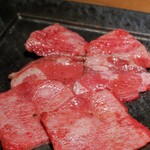 和牛とタン 焼肉 とみ - 