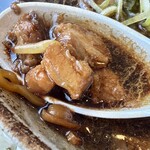 麺武 はちまき屋 - 小間切れチャーシュー