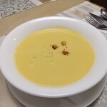 レストラン アベ - 玉蜀黍の冷製スープ