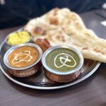 アジアンダイニング ダリマ - ほうれん草海老カレー＆野菜カレー