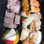 ワインバー マイアーレ - 自家製カラスミ等の前菜盛り合わせ746g