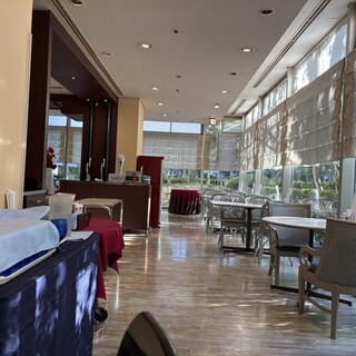 ザ・ラウンジ_2