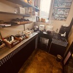 こだま食堂 - ご飯、味噌汁、カレーおかわりOKです。