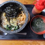 焼肉SHION - 石焼ビビンバ（980円） チーズ追加（+180円）