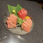 酒呑倶楽部 つなよし 札幌駅前店 - 大トロ中トロ赤身　すんごく美味しい