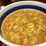 ラーメン 雷 東京本丸店 - 