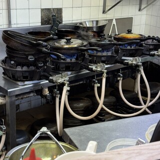 ホワイト餃子 はながさ_1