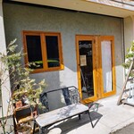 シャンティー - 外観