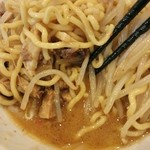 中華そば 七麺鳥 - 汁は意外にも多め！