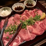 肉割烹 舞人 - 