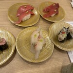 回し寿司 活 活美登利 エミオ石神井公園店(イースト) - 