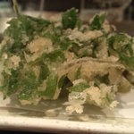 天ぷら　酒菜　醍醐 - なんだっけ？たしかシドケの天麩羅。だと思う・・。