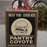 PANTRY COYOTE - 看板