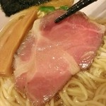 中華そば 七麺鳥 - 板に付いてきた低温調理豚叉焼！