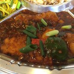 インド料理 パリワル - しっかり辛くて良い感じ♪のエビチリ
