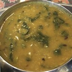 インド料理 パリワル - こちらは素朴な味わいがたまらないダルパラク