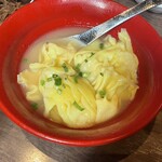 夜市菜 麺飯 台湾101 - えびワンタン（茹ではスープ仕立て）