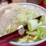 らーめん弁慶 - (ランチ)ミニラーメン(味噌脂薬味多め)、半チャーハン/1,200