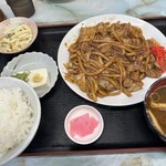 川森食堂 - 亀山みそ焼きうどん定食