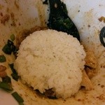 麺や マルショウ - 台湾カレーまぜそば-仕上げ飯投入(2014/12)