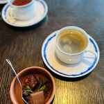 DINING & BAR TABLE 9 TOKYO - 