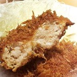 とんかつ坂井精肉店 - メンチ断面