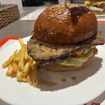 ケーエヌシーダイナー - 