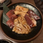 炭焼肉　石田屋。 - ホルモンも4種類