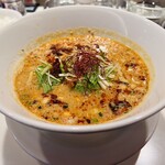 金蠍 - 汁あり 金胡麻担々麺