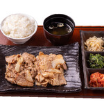 肉丼 やまと - 