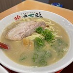 濃厚鶏白湯ラーメン 鶏味万彩 - 