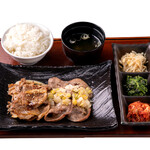 肉丼 やまと - 