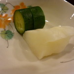 吉乃寿司 - 自家製の漬物
