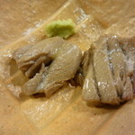 吉乃寿司 - 鮪をちょっと炙って山葵と塩で