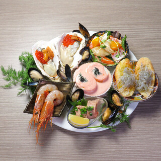 "Perfect for Banquets and Girls' Nights: All-You-Can-Drink Course Featuring Our Proud Fresh Seafood"