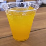 ICHARIBA Garden - こっちはオレンジジュースではなくて泡盛のオレンジ割ですw