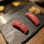 池袋焼肉kintan - クーポンあり(サービスの肉寿司)