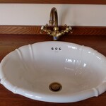 クラブハリエ 日牟禮カフェ - お手洗い