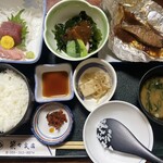 楽々支店 - 夜の和定食　1600円