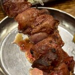 もつ焼たつや - レバ 200円(税込)