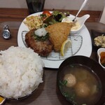 囲くら - いくら定食〜ハンバーグ＆アジフライ※ご飯大盛り