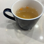 デリリウムカフェ 銀座 - ランチにつくデミタスカップのスープ