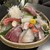 虎丸 - 料理写真:お刺身9種盛り。左上の赤身は大間産！