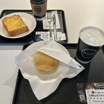 タリーズコーヒー - 料理写真:みみまでやわらかフレンチトースト・イングリッシュマフィン ツナチーズ