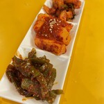 崔おばさんのキムチ - キムチ盛り合わせ