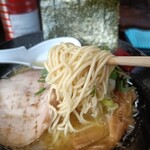 濃麺 海月 - 麺リフト