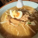 ラーメン処菊忠食堂 - 