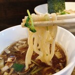 中華そば 幻六 - 節を感じるスープ。