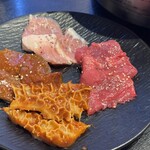 生牛タン焼肉 はし臓 - 