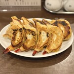 ヤマタニ餃子店 - 